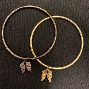 Victoria secret bracelet set w angel wings💕